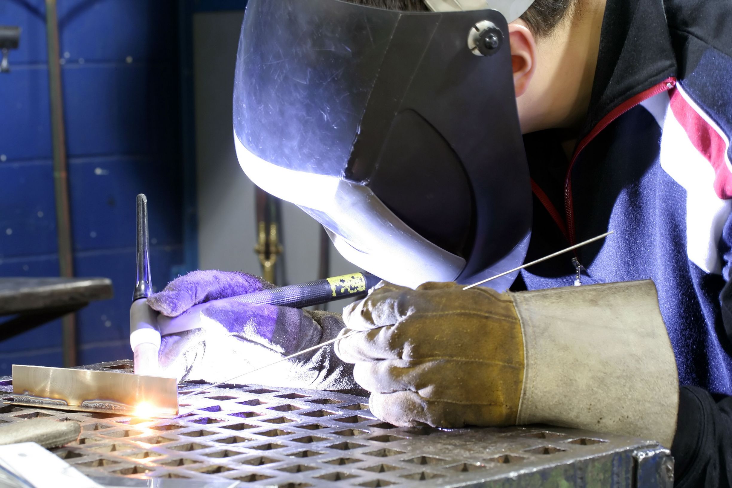 Maximizing Efficiency: Implementing Partnerships with Laser Welding Services