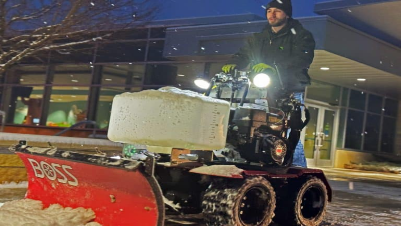 Commercial Snow Clearing in Maple Grove, MN